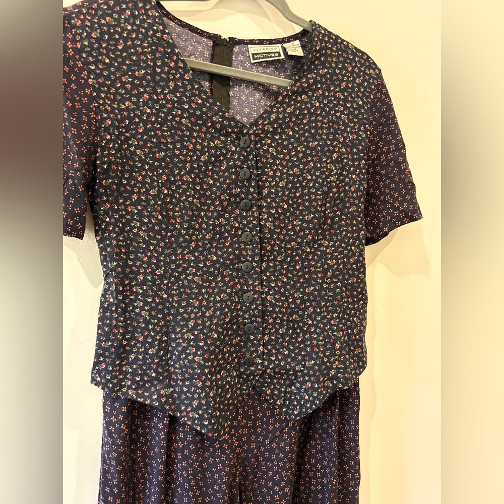 Ulterior Motives Two-Toned Floral Jumpsuit - Picture 3 of 10